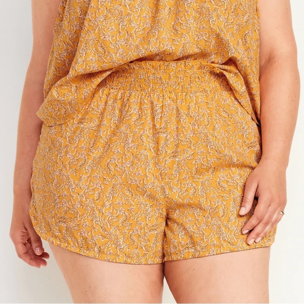 High-Waisted Floral Pajama Shorts for Women - Picture 5 of 11